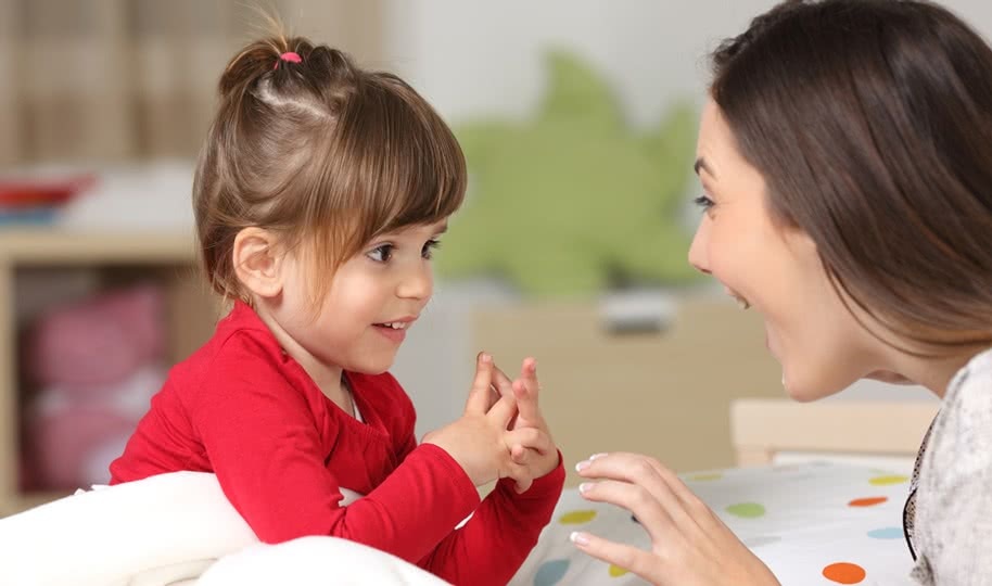 Jak pomóc dziecku rozwijać mowę